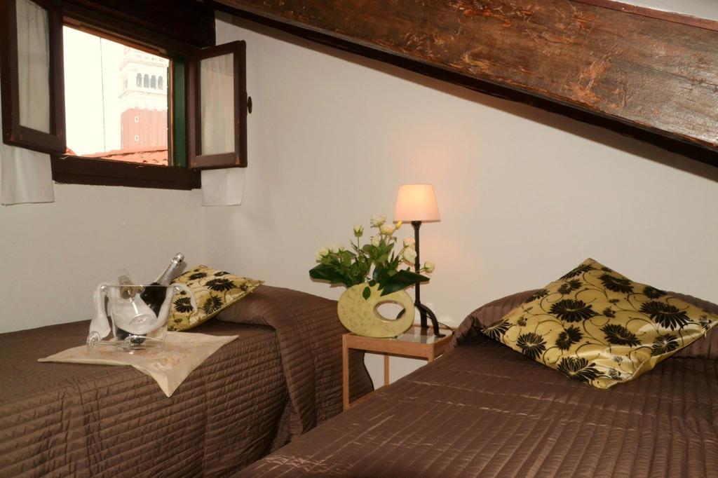 Apartmán Attico San Marco Benátky Pokoj fotografie